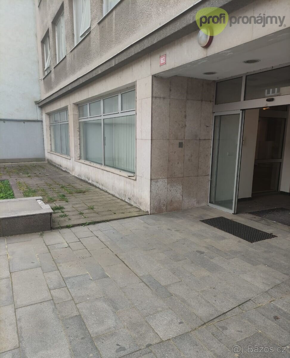 Pronájem kanceláře 171 m² - 11