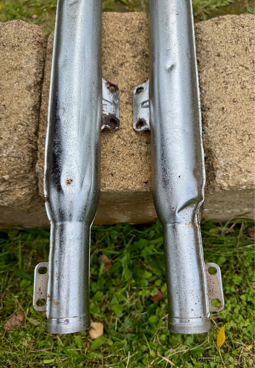 Jawa CZ 125 150 175 malá kyvacka - rybiny - 11