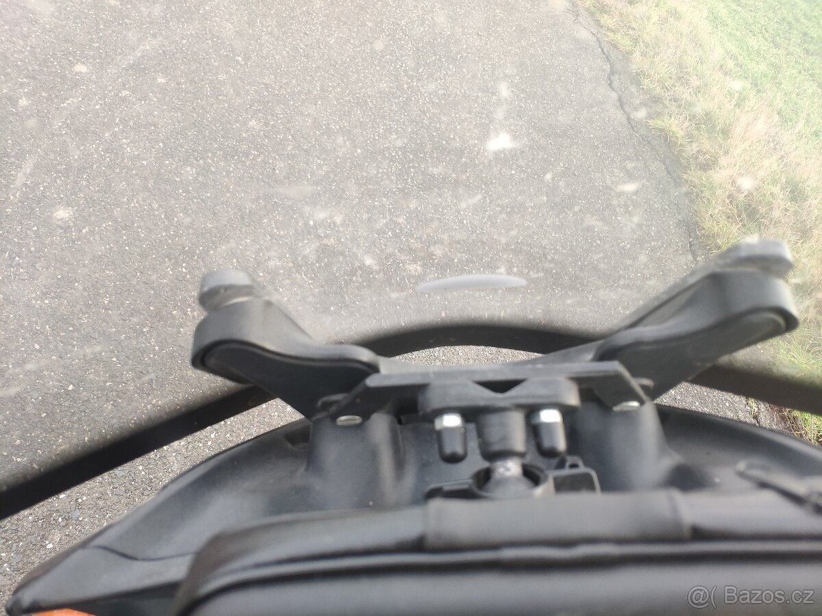 Suzuki DL1000 V-strom - 11