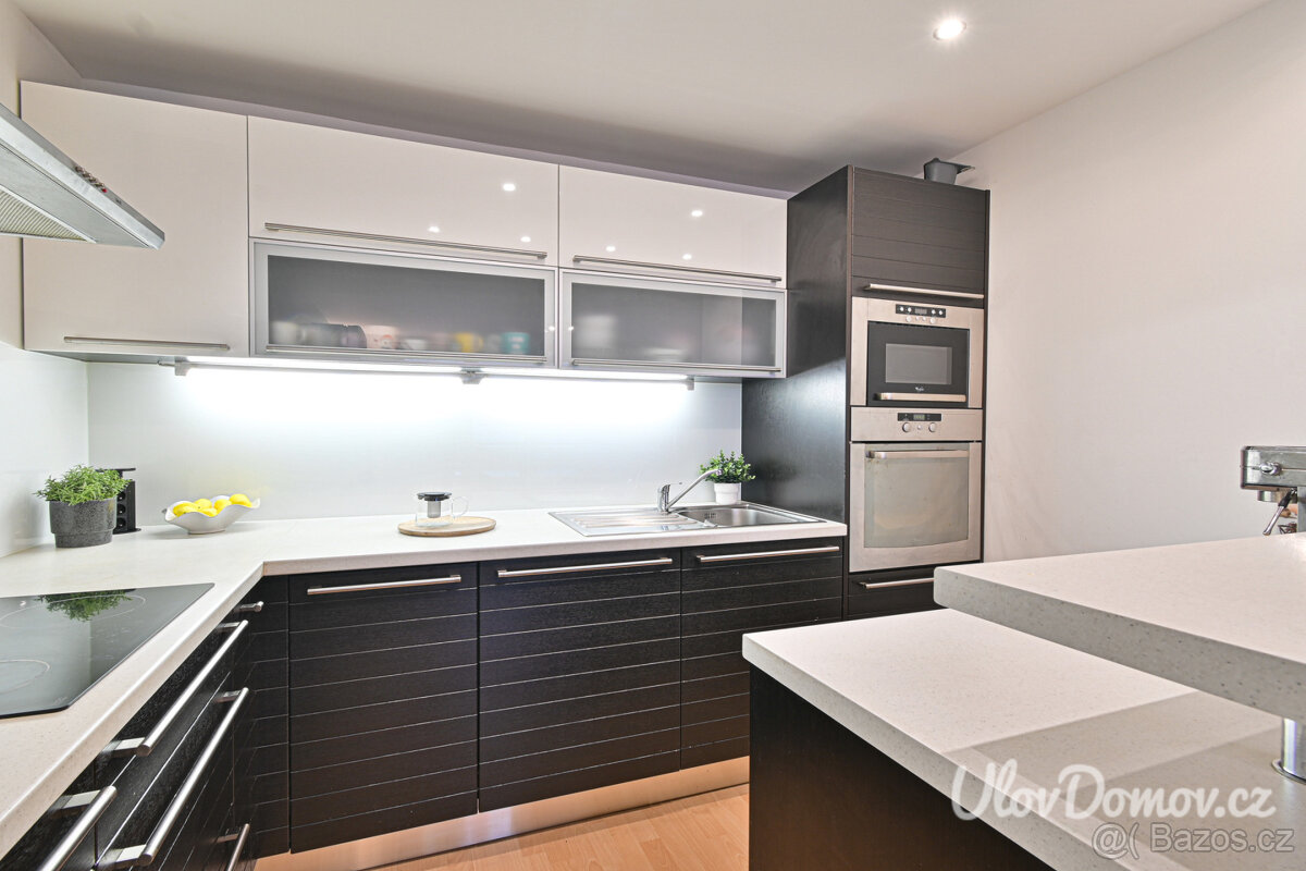 Prodej bytu 2+kk, Praha 11 - Háje - 11