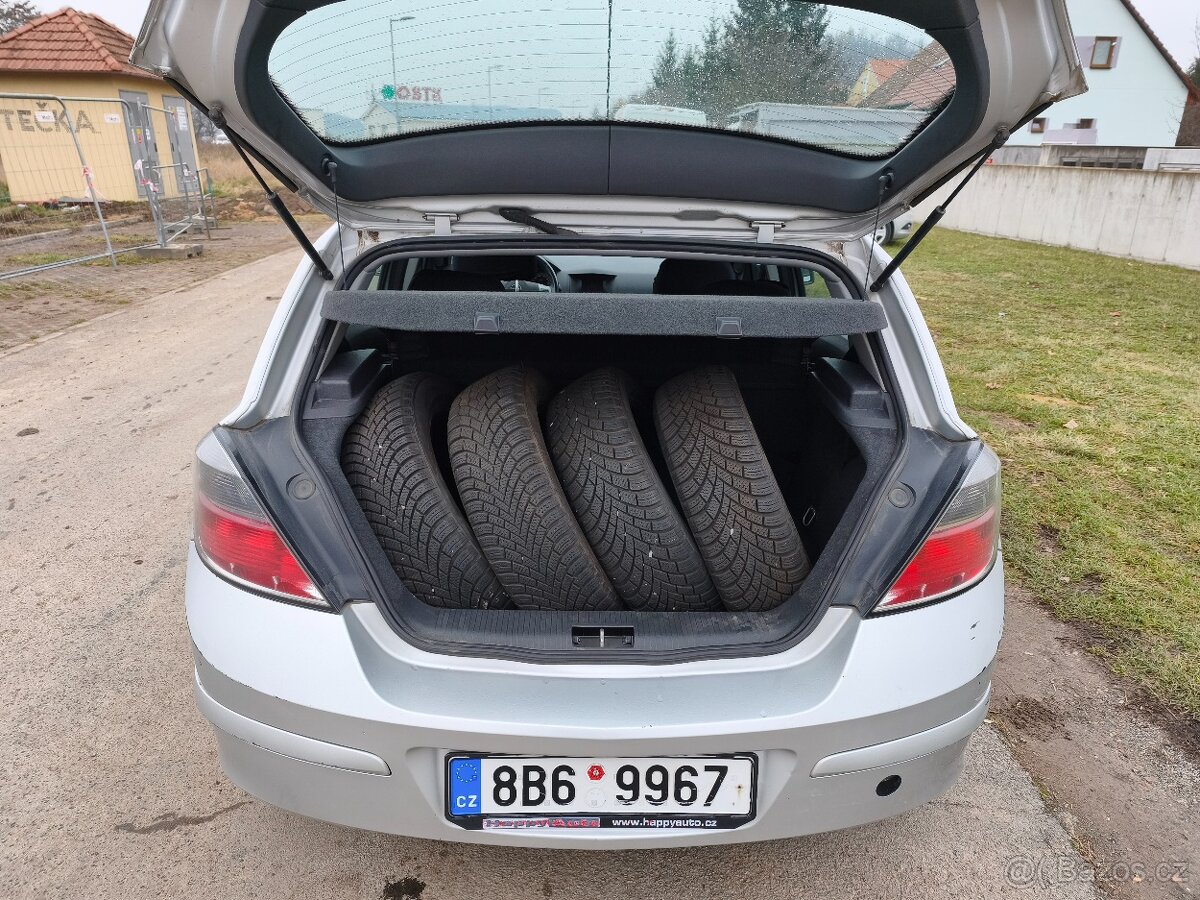 Opel Astra 1.6i - 85 kW + pneu - 11