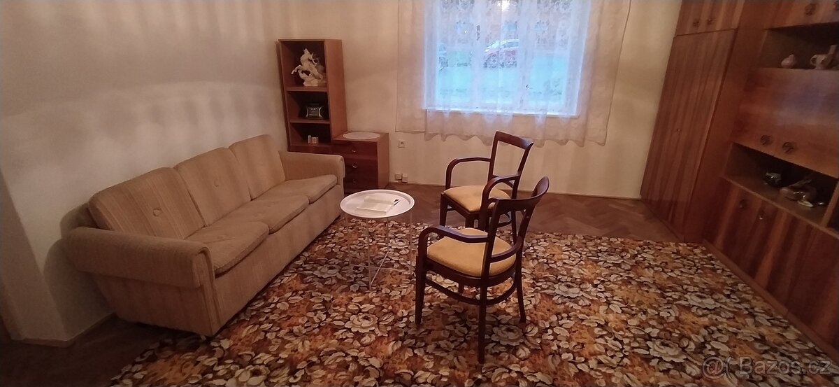 Prodej řadového rodinného domu na Rusavě, ev.č. 26949 - 11