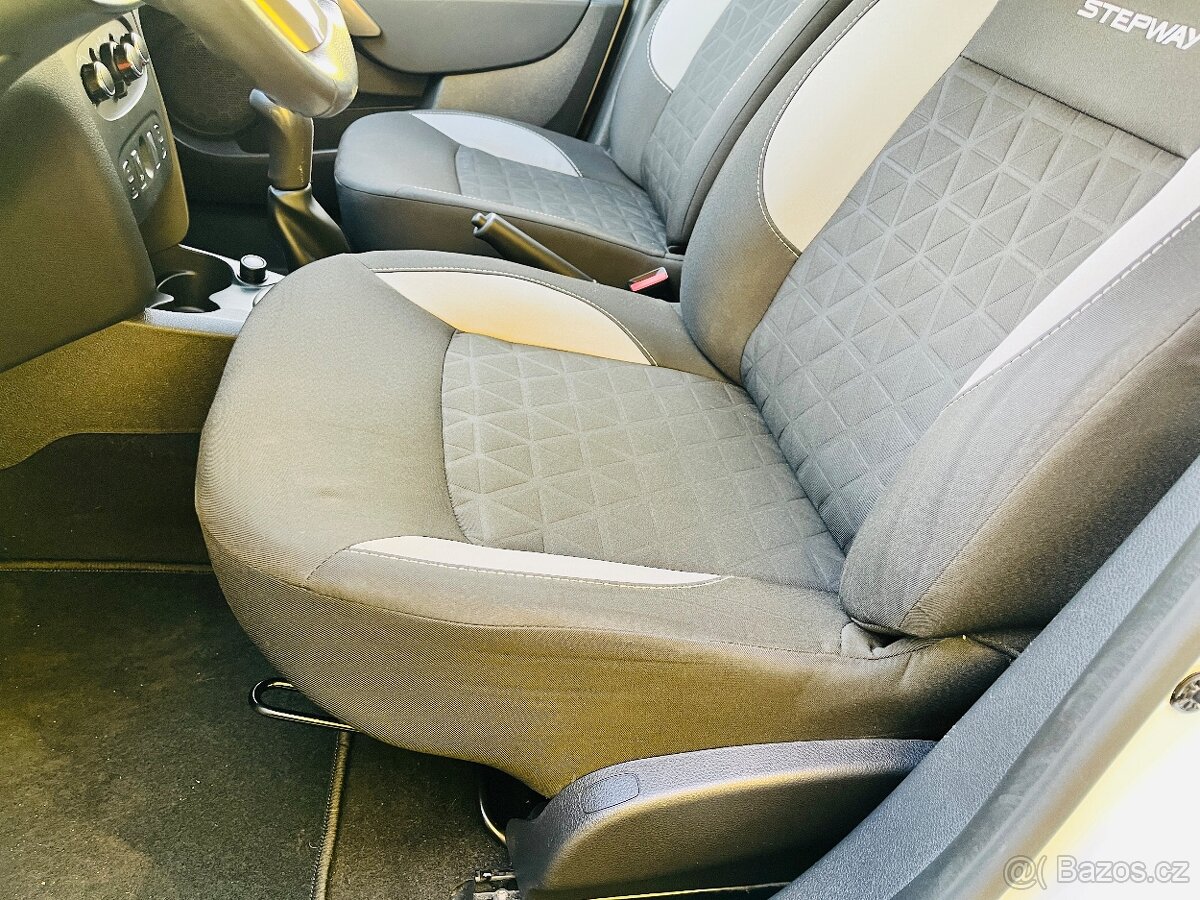 DACIA SANDERO STEPWAY 0.9 i BENZÍN KLIMA - 11