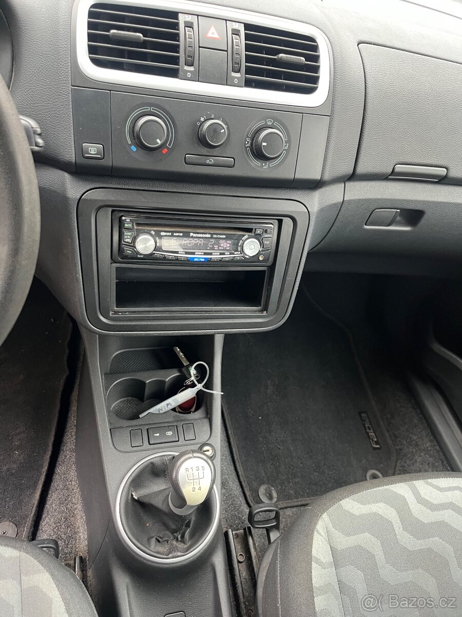 Škoda Fabia II - 11