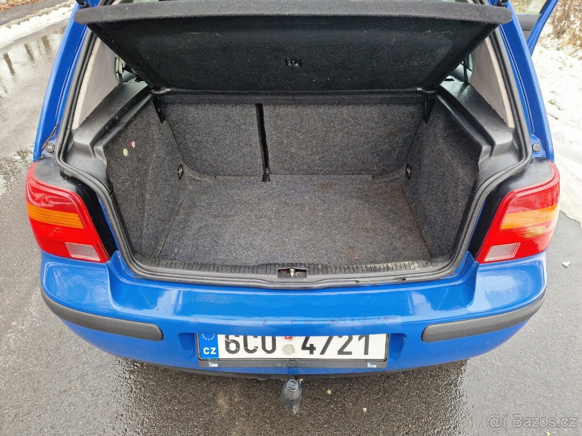 Vw GOLF 1.4 16V benzín - 11