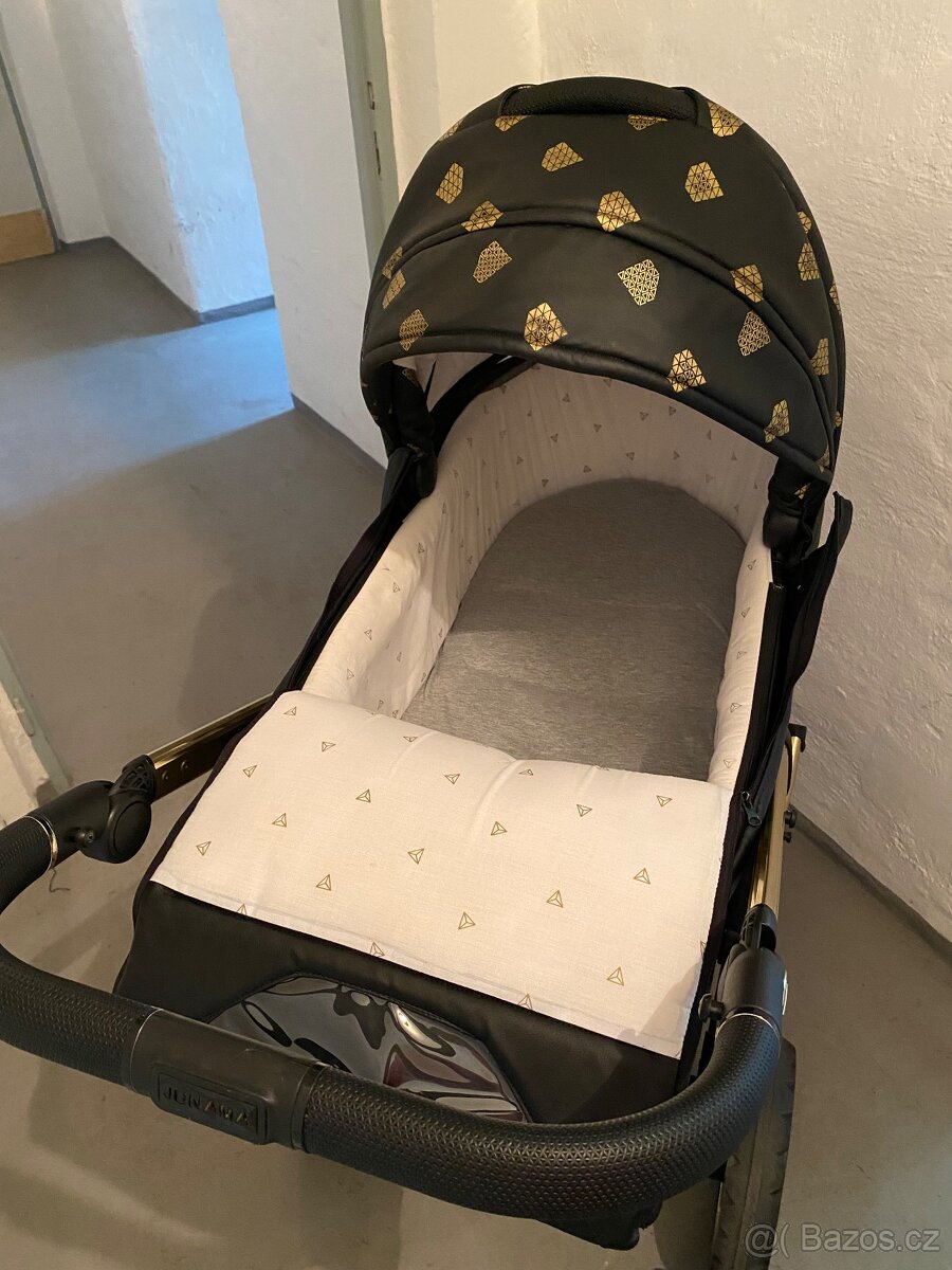 Kočárek 3v1 Junama Diamond - 11