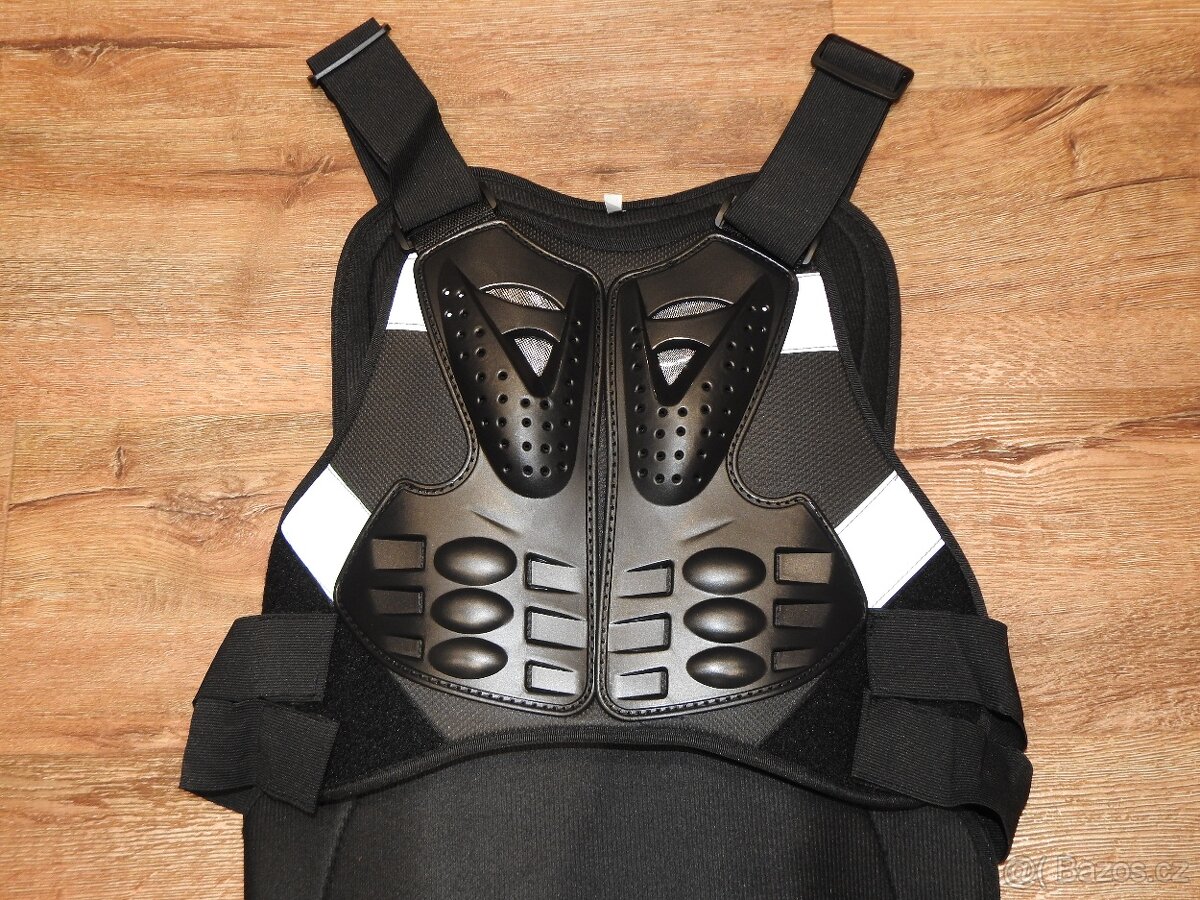 Chráničová vesta Nová - 11