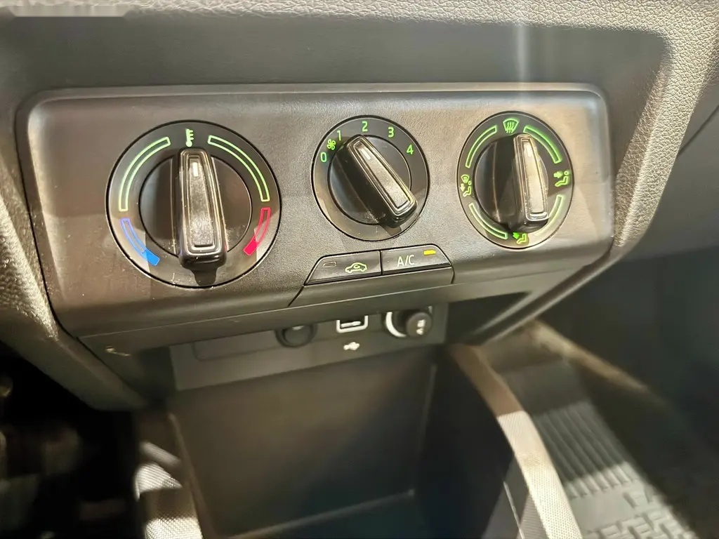 Škoda Fabia, 1.0 TSi DSG Ambition Plus - 11