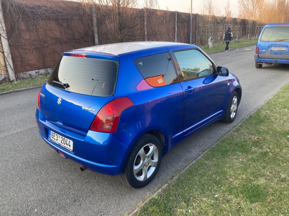 PRODÁM SUZUKI SWIFT - 11