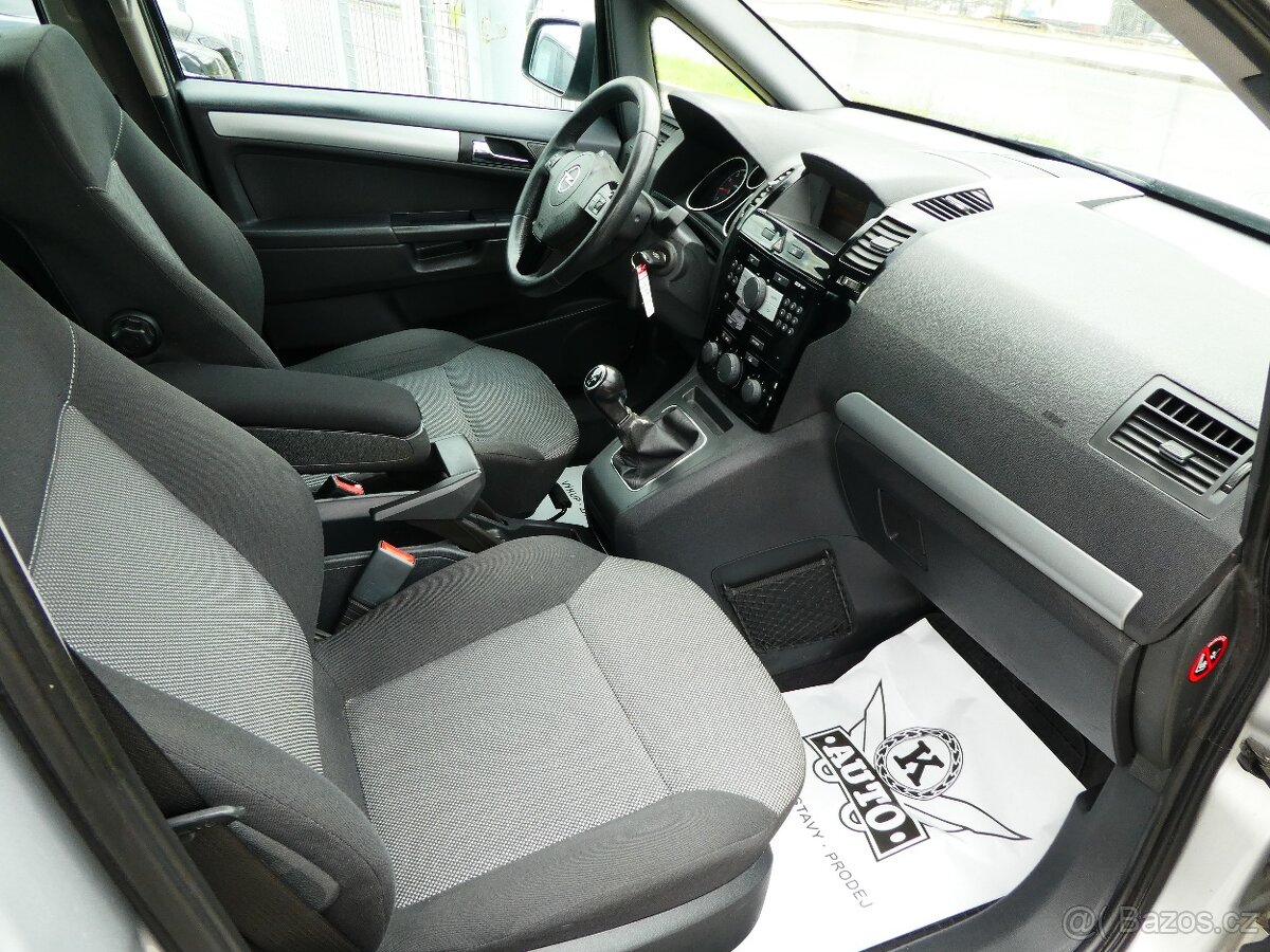 Opel Zafira 1.6i 85kW ecoFlex,7 míst - 11
