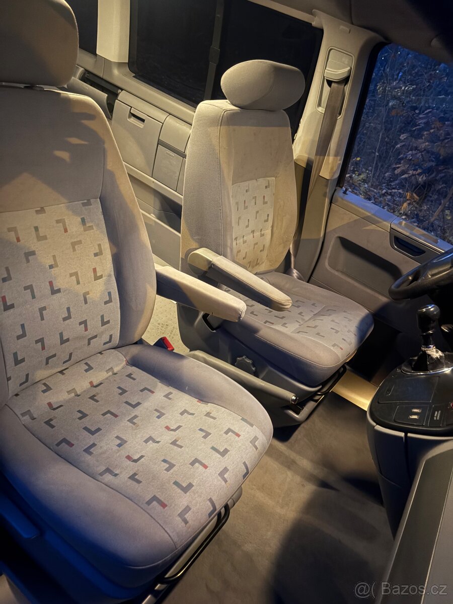 VW multivan T5 - 11