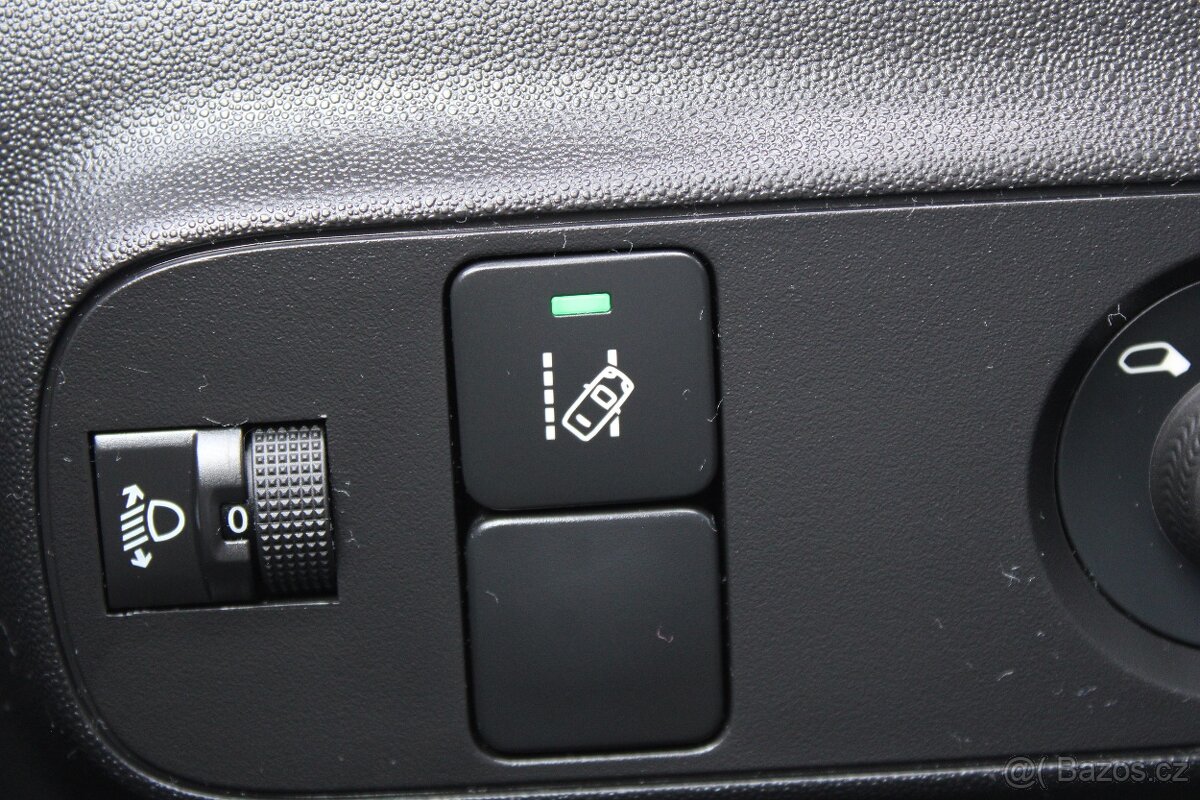 Citroën C3 1,2 PureTech ČR,1.MAJITEL,2020 - 11