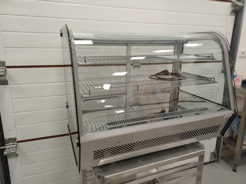 Chladicí vitrína NORDline RTW-120B - 11