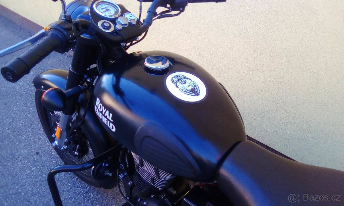 Royal Enfiel Classic 500 - 11