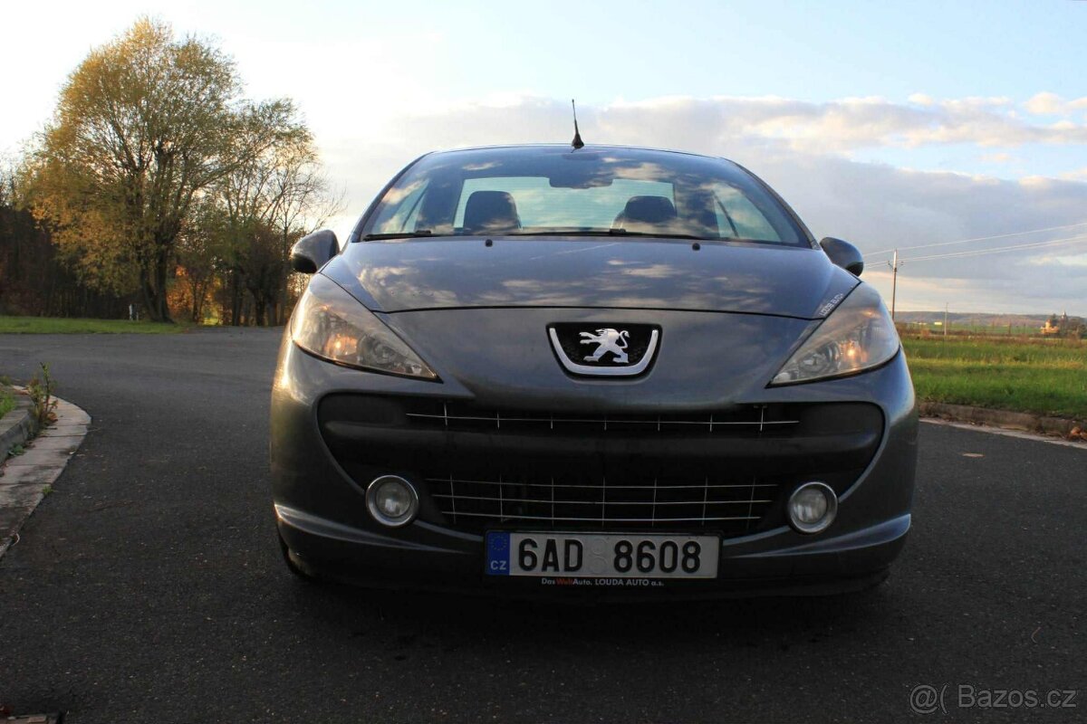 Peugeot 207CC - 11