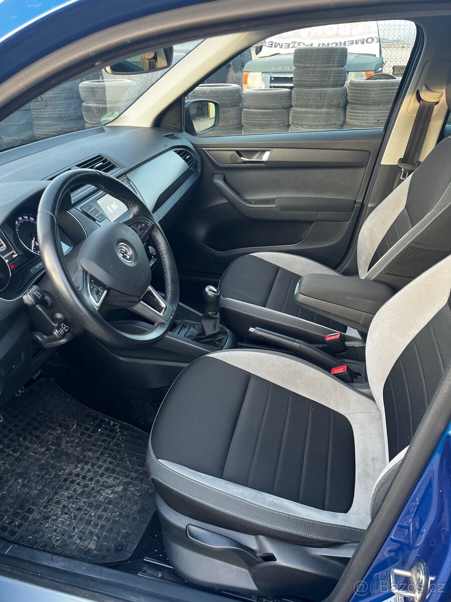 Škoda Fabia 3.......118000 km .1.2 Tsi.benzín - 11