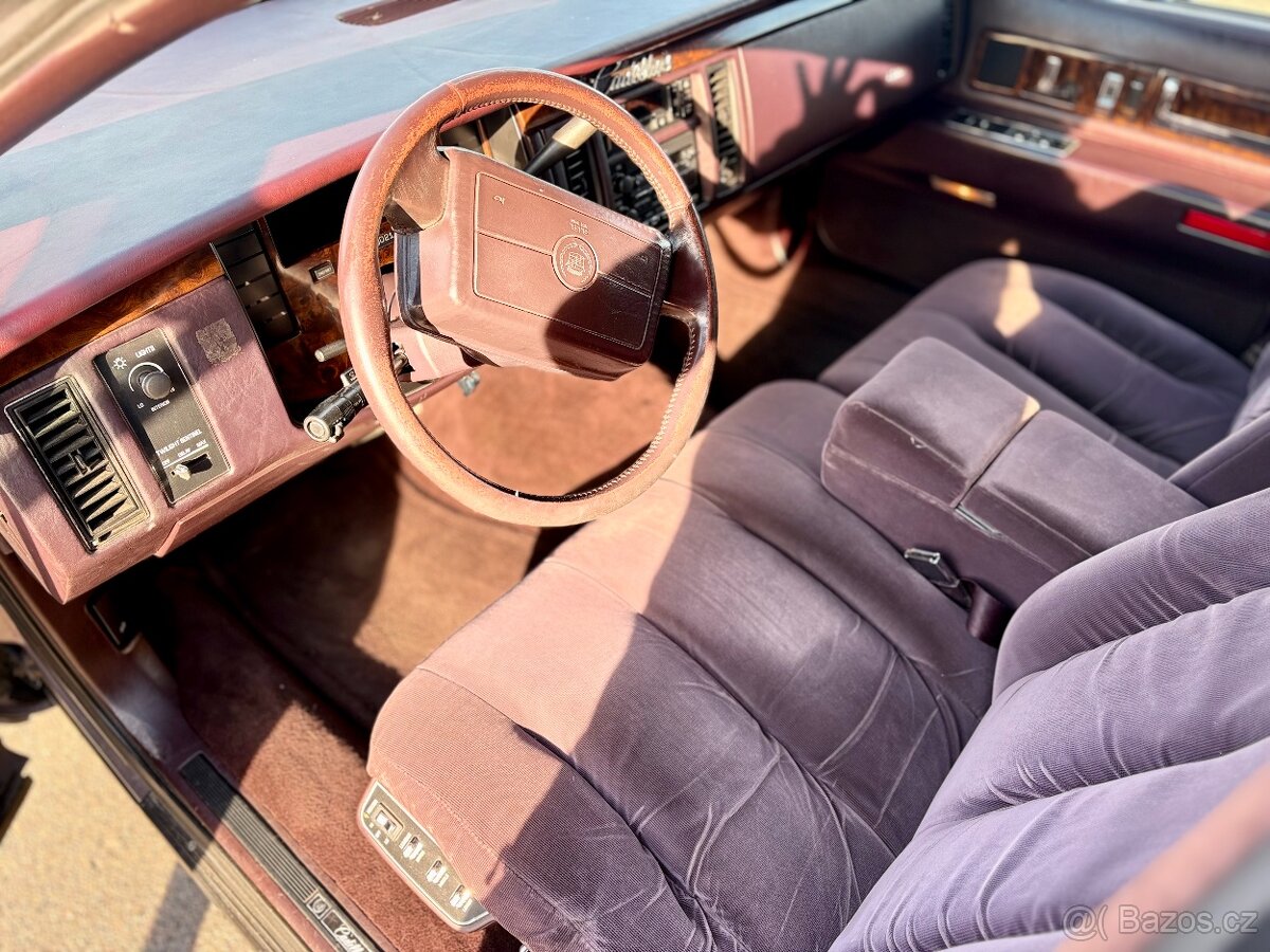 1993 Cadillac Fleetwood Brougham | 5.7 V8 - 11