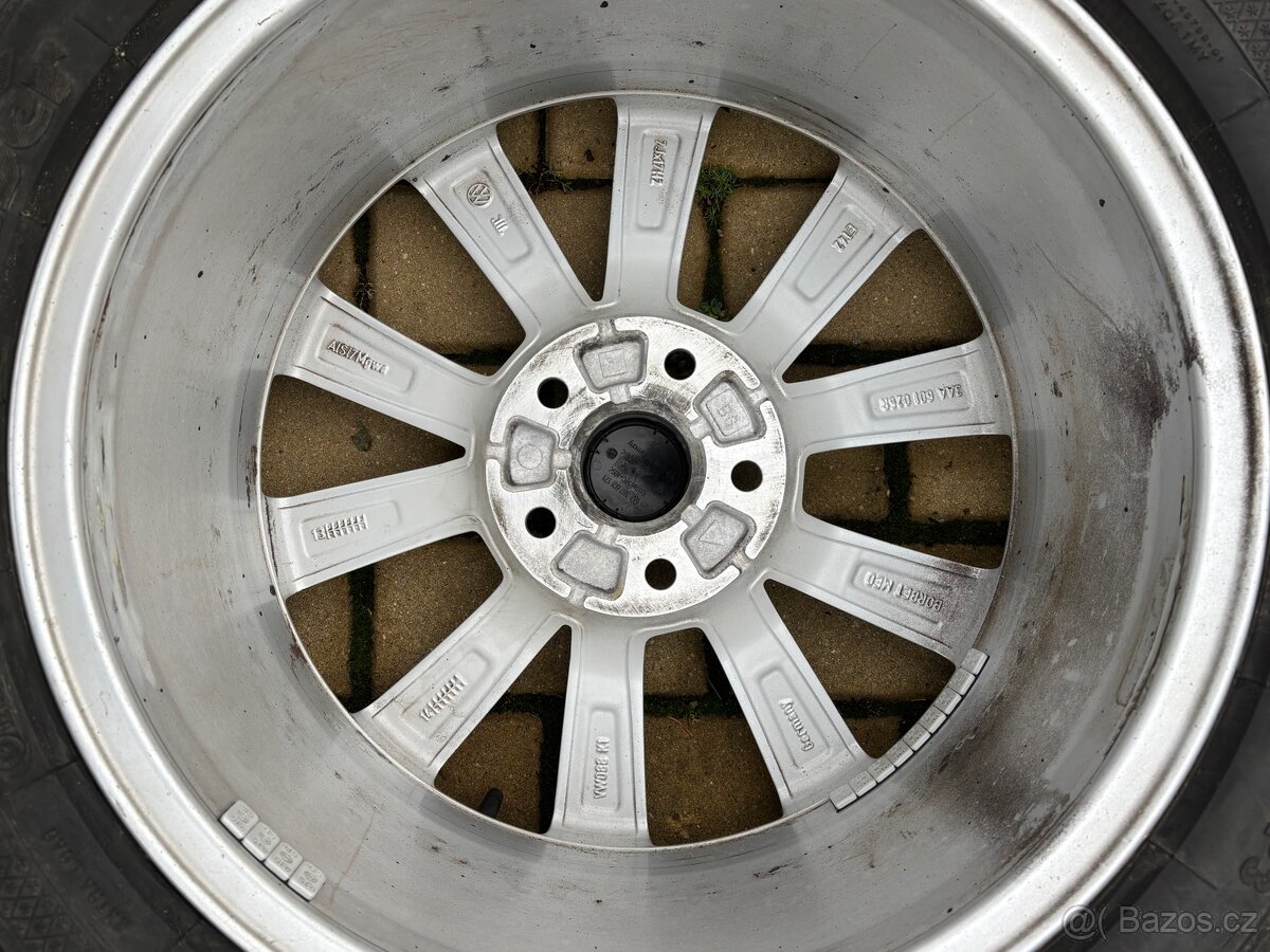 Originál ALU kola VW R17 zimní pneu 225/50 R17 - 11