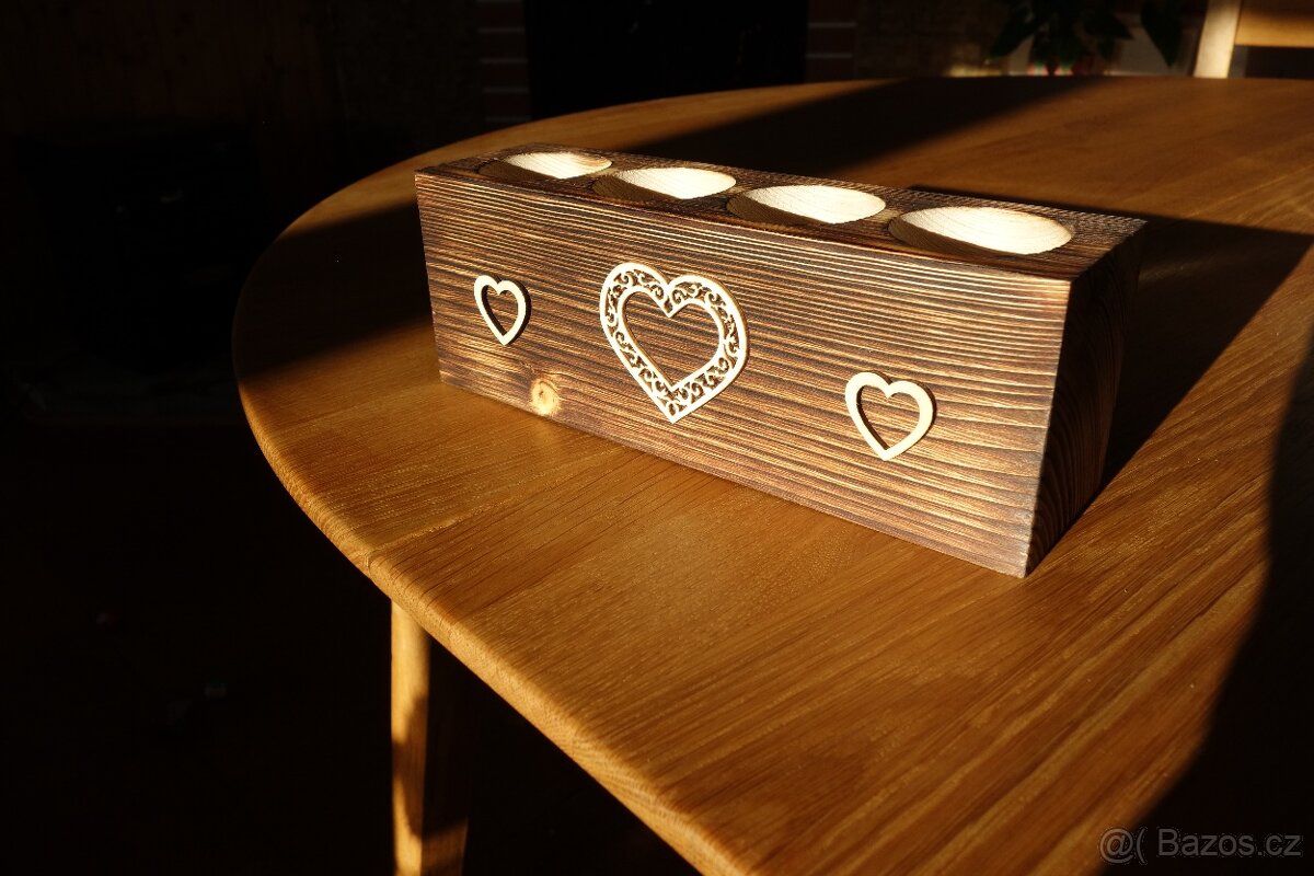 Tužkovník, Stojánek na pastelky - 11