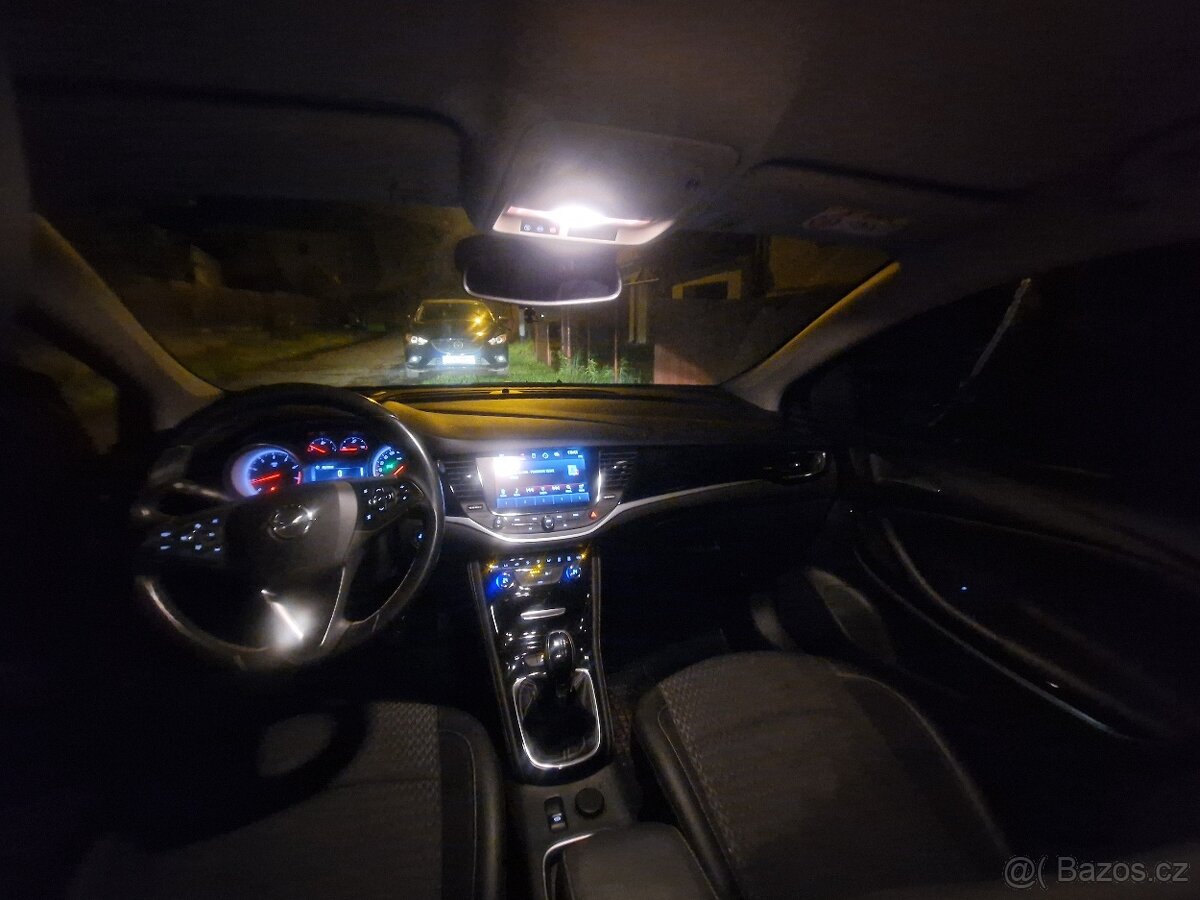 Opel Astra K hatchback 2017 Hnědá - 11