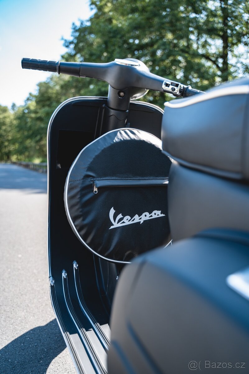 Veterán Vespa Super Scooter (1966) - 11