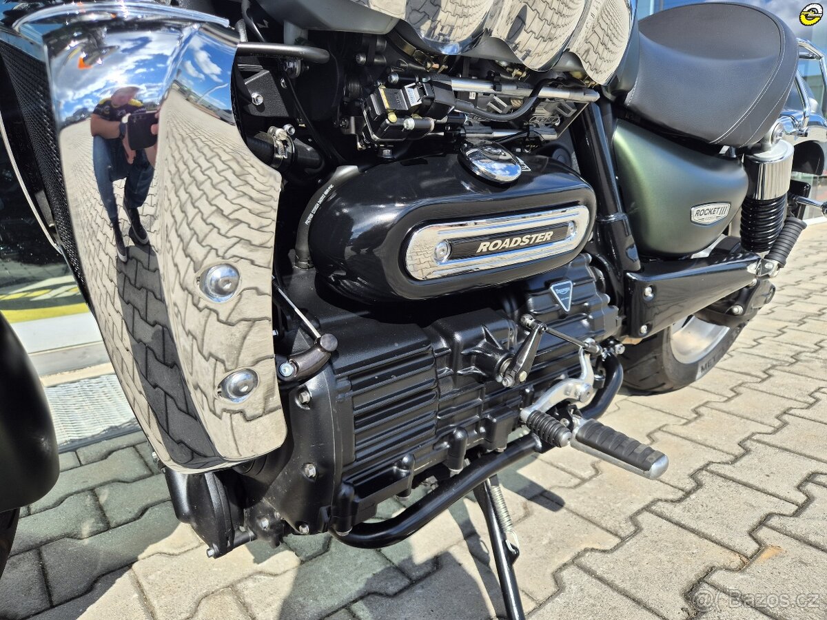 Triumph Rocket III Roadster - 11