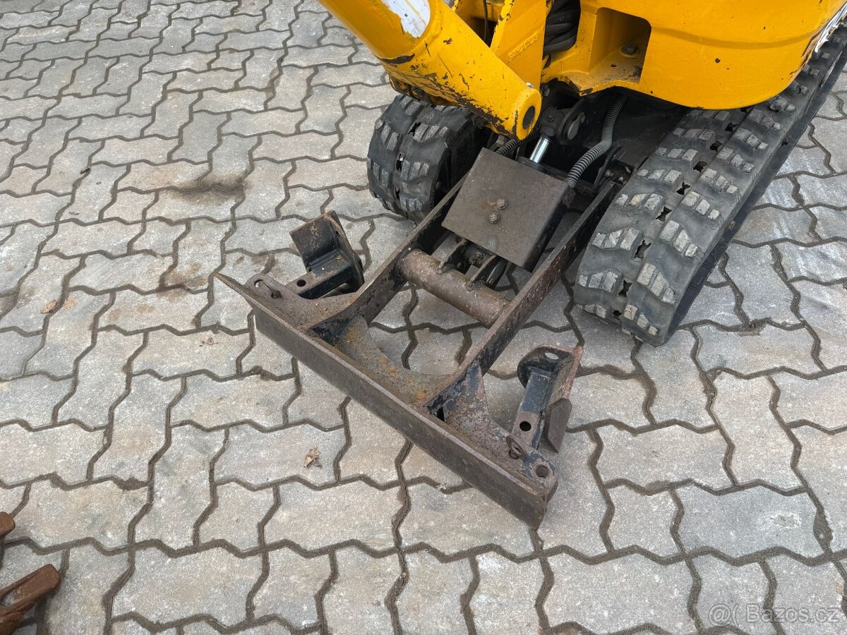 Minibagr JCB 8008CTS - 11