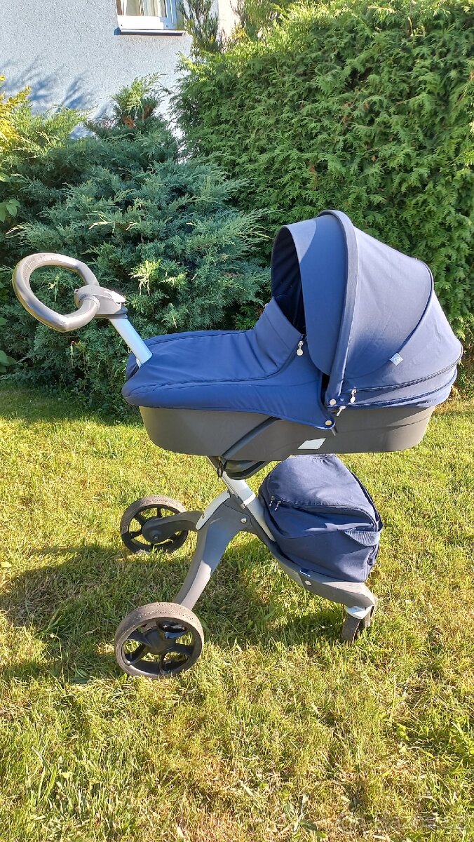 Stokke Xplory 3v1 + iZi základna (Deep Blue) - 11