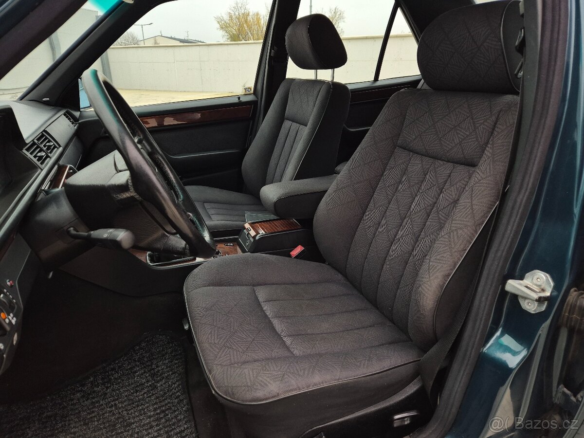 Mercedes Benz 280E W124 - 11