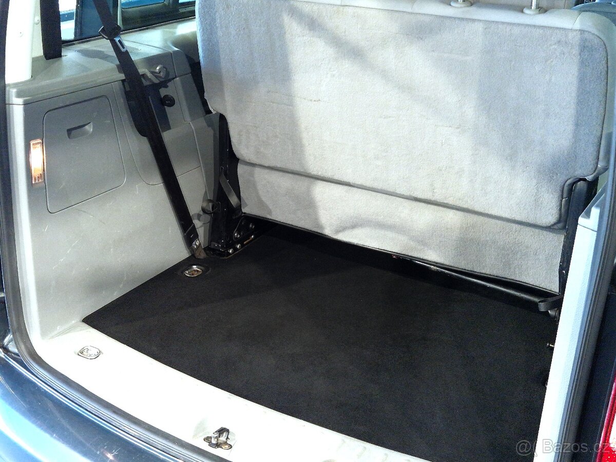 VW Caddy Maxi 1.9TDi 77KW 7 Míst Digi klima Tažné - 11