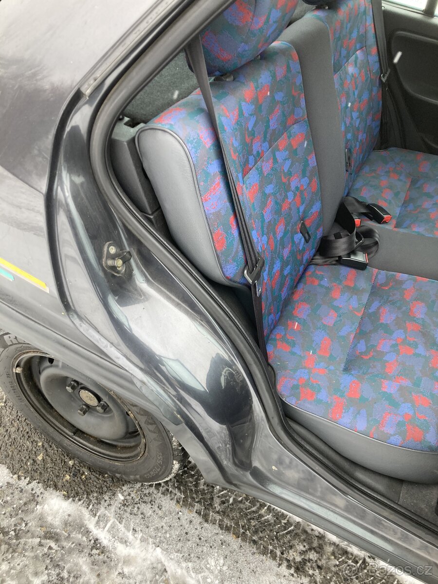 Citroen Saxo 1998 1.0 33kW - 11