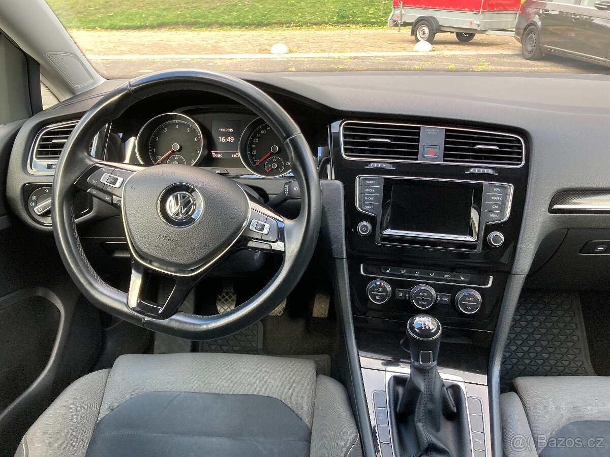 VW Golf 7 Variant 1.4TSI 90kW Highline WEBASTO - 11