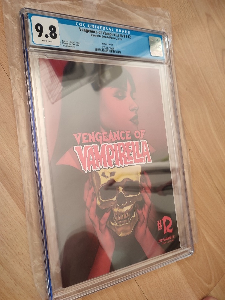 cgc comics KOMIKS (superman , batman , conan ) - 11