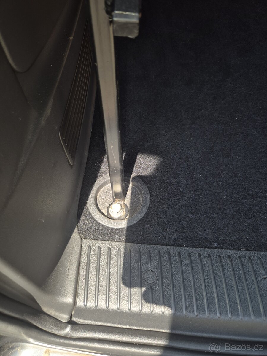 Vestavba postel vw T5 long - 11