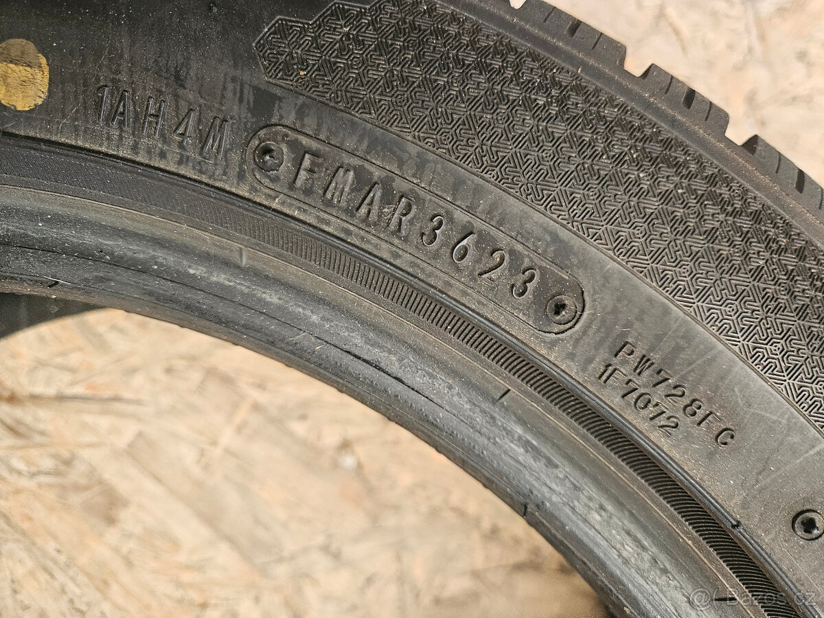 215/50R17 95V XL Eurowinter HS02 FALKEN - 11