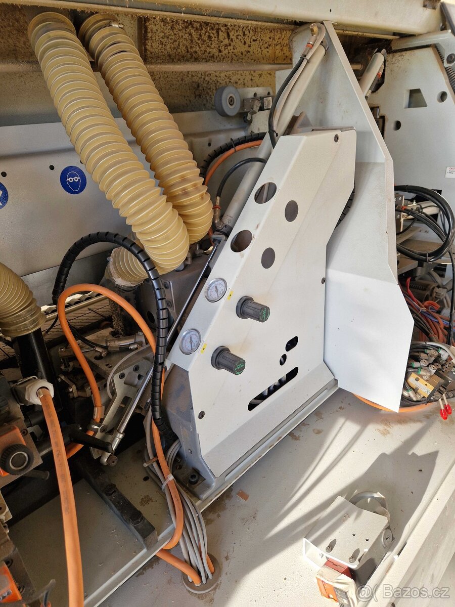 Olepovačka hrán bez predfrezu BIESSE Akron 425 - 11