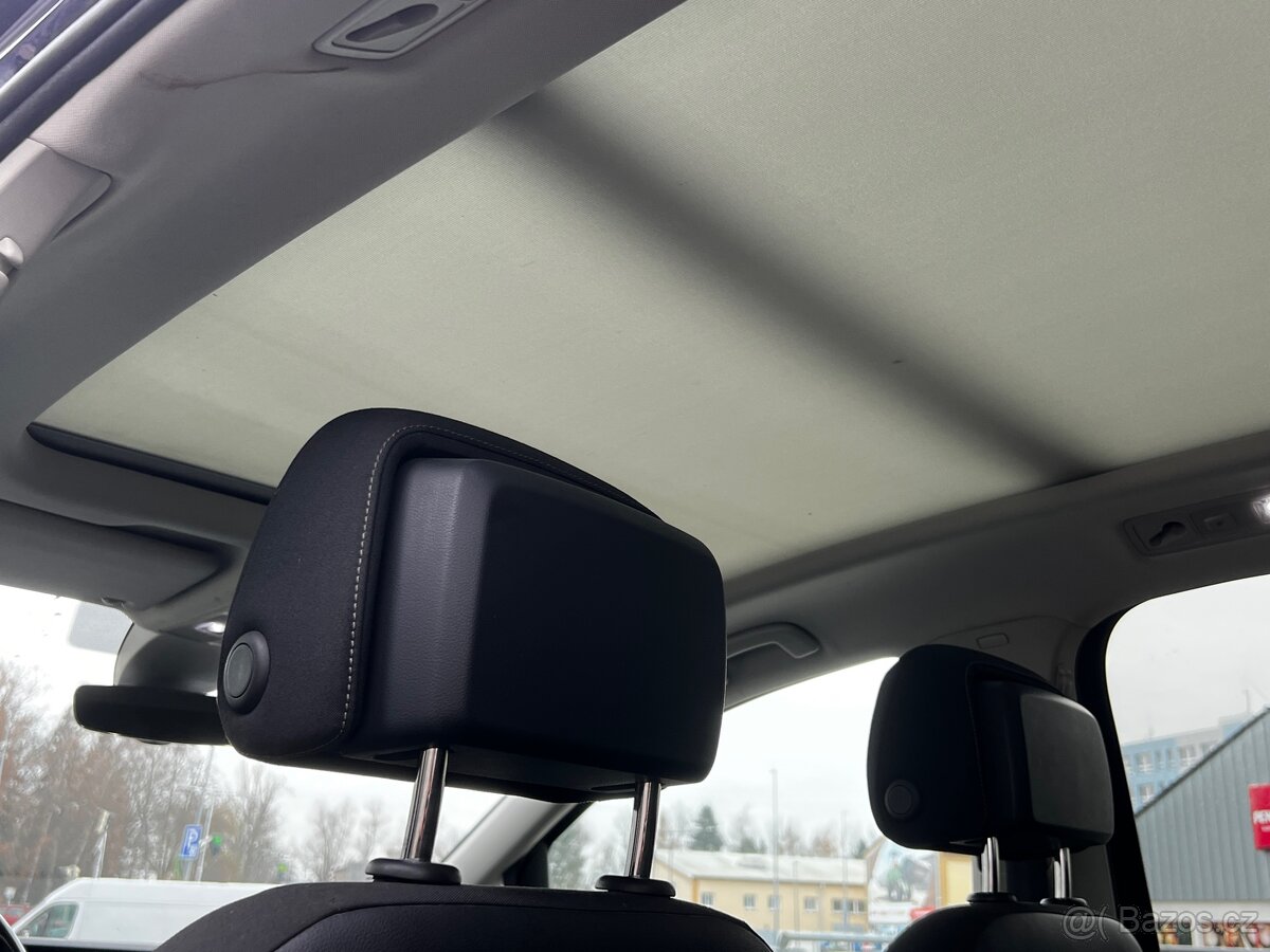 VW TOURAN 2017 2.0TDi FULL LED ZACHOVALÝ STAV, TOP VÝBAVA - 11