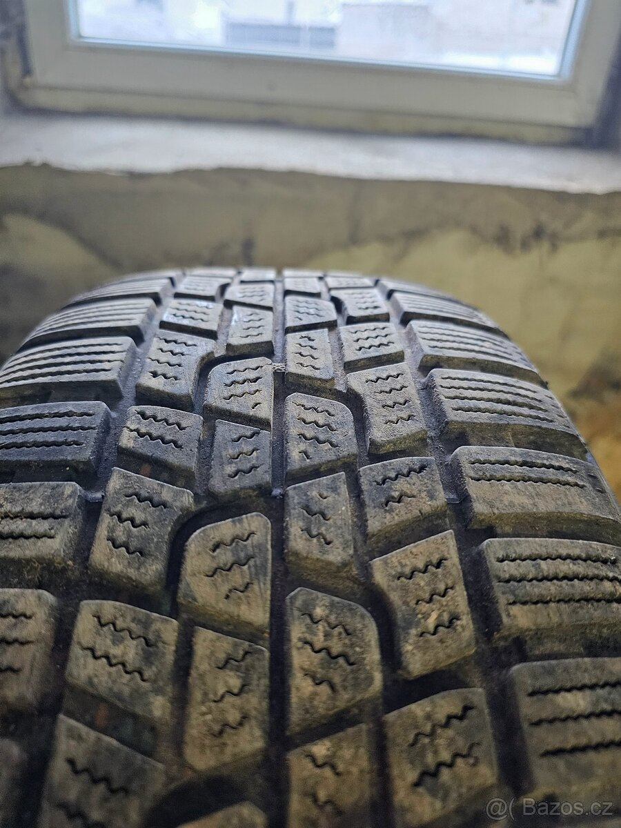 Zimní pneumatiky 205/55 R16 - 11