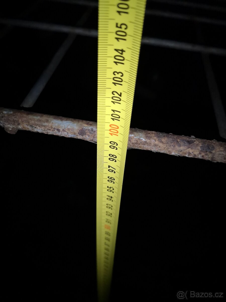 pevná klec na velký 1000L kontejnér - pro kutily - 11