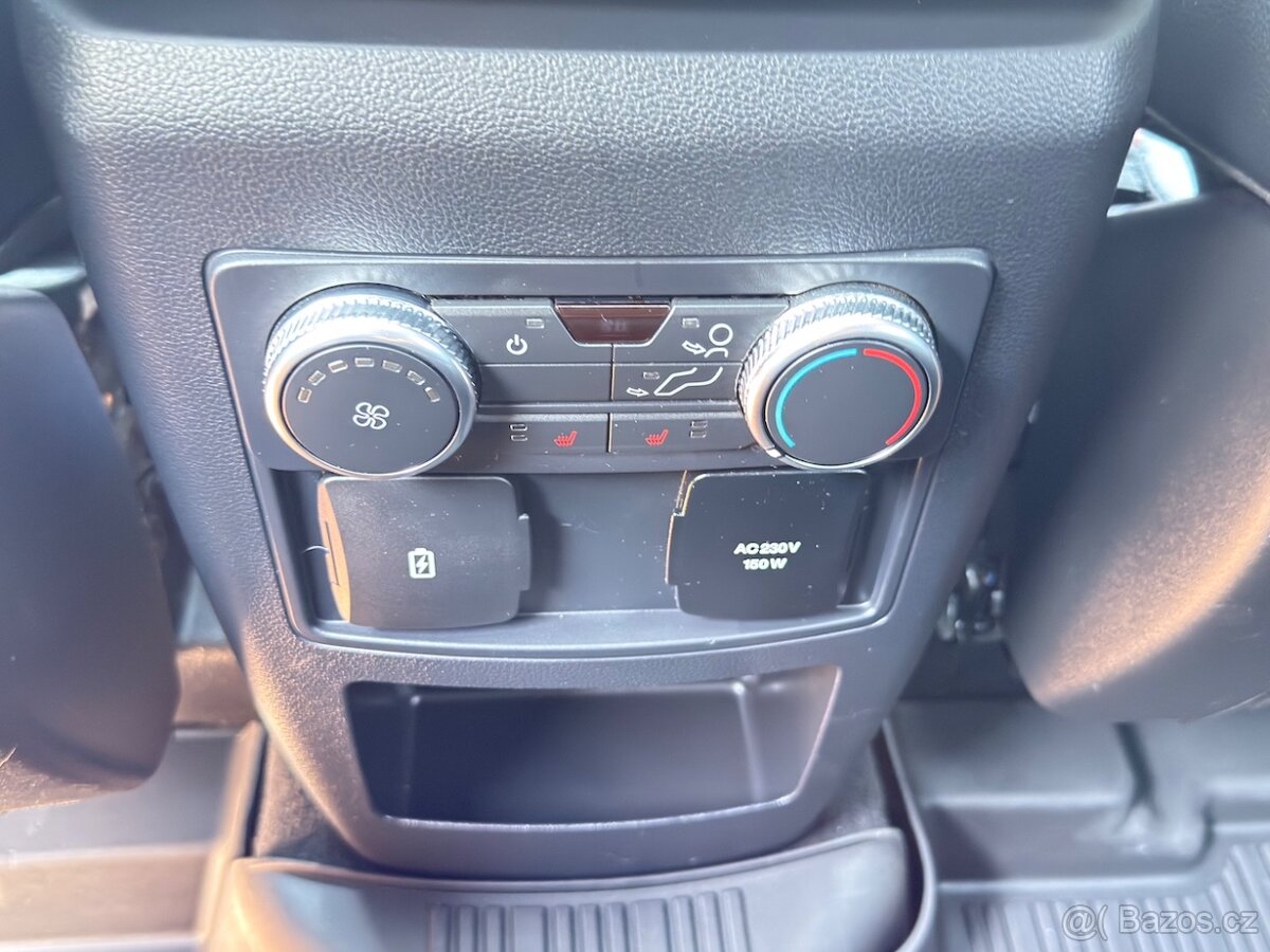 FORD EXPLORER 3.0 V6 457PS 7-míst Hybrid ST-LINE ČR 2022 - 11