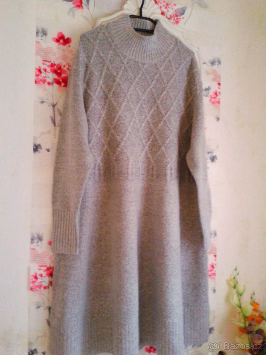 Moc teplé pletené šaty 46/48 - 11