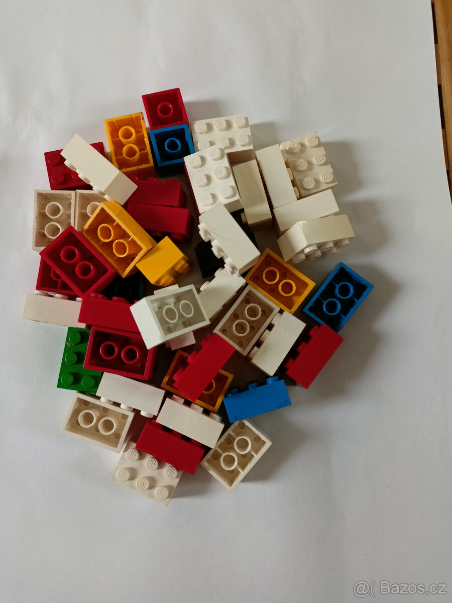 velke mnozstvi Lego kostiček 2x2,3x2,4x2.... - 11