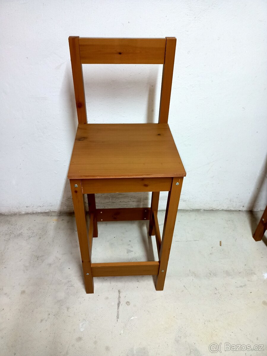 Prodám hezký barový stůl + 2 barové židle - 11