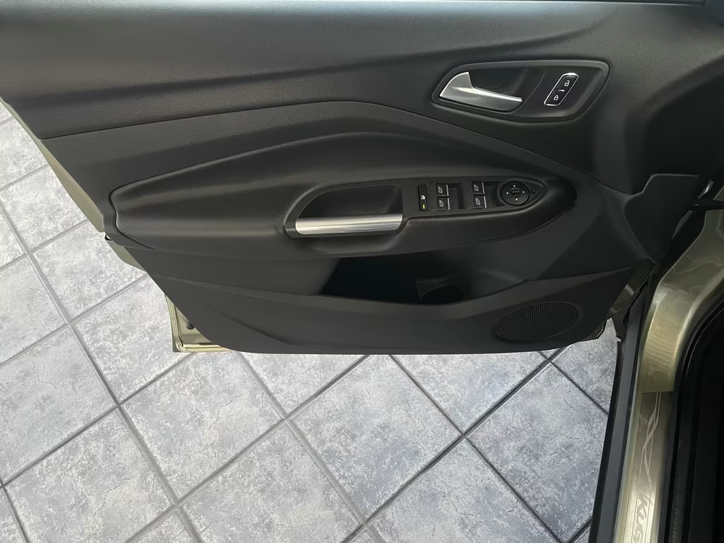 Ford Kuga 1.5 EcoBoost Sync Edition - 11