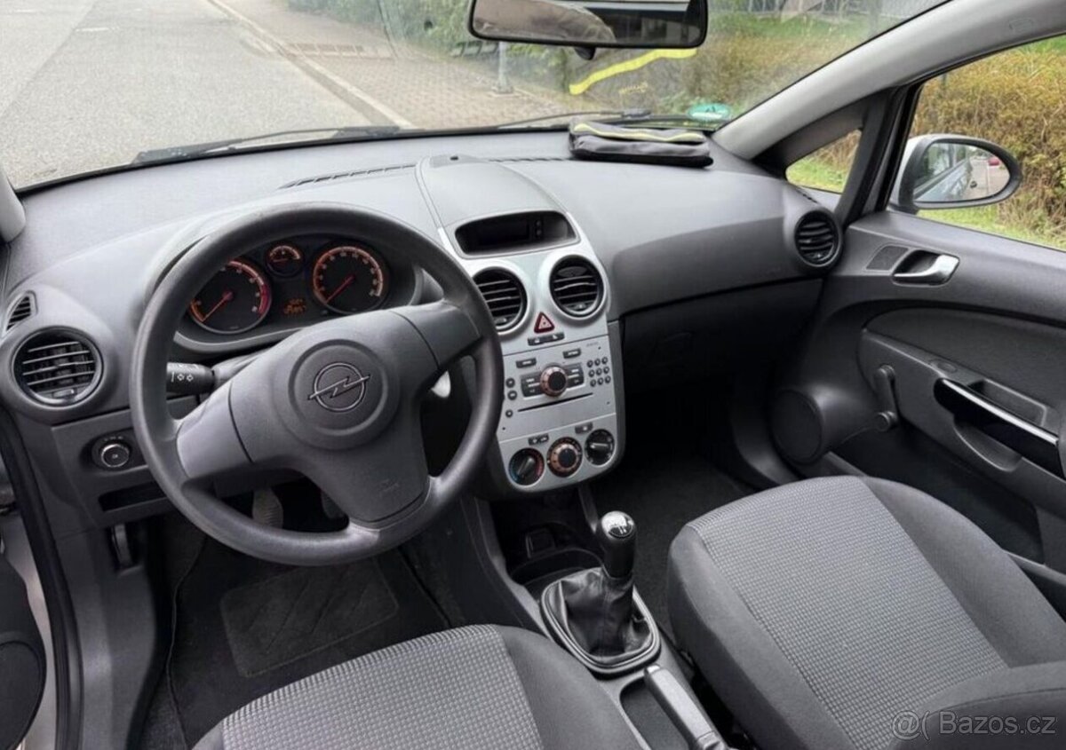 Opel Corsa 1,2i Nová STK klima zimáky benzín - 11