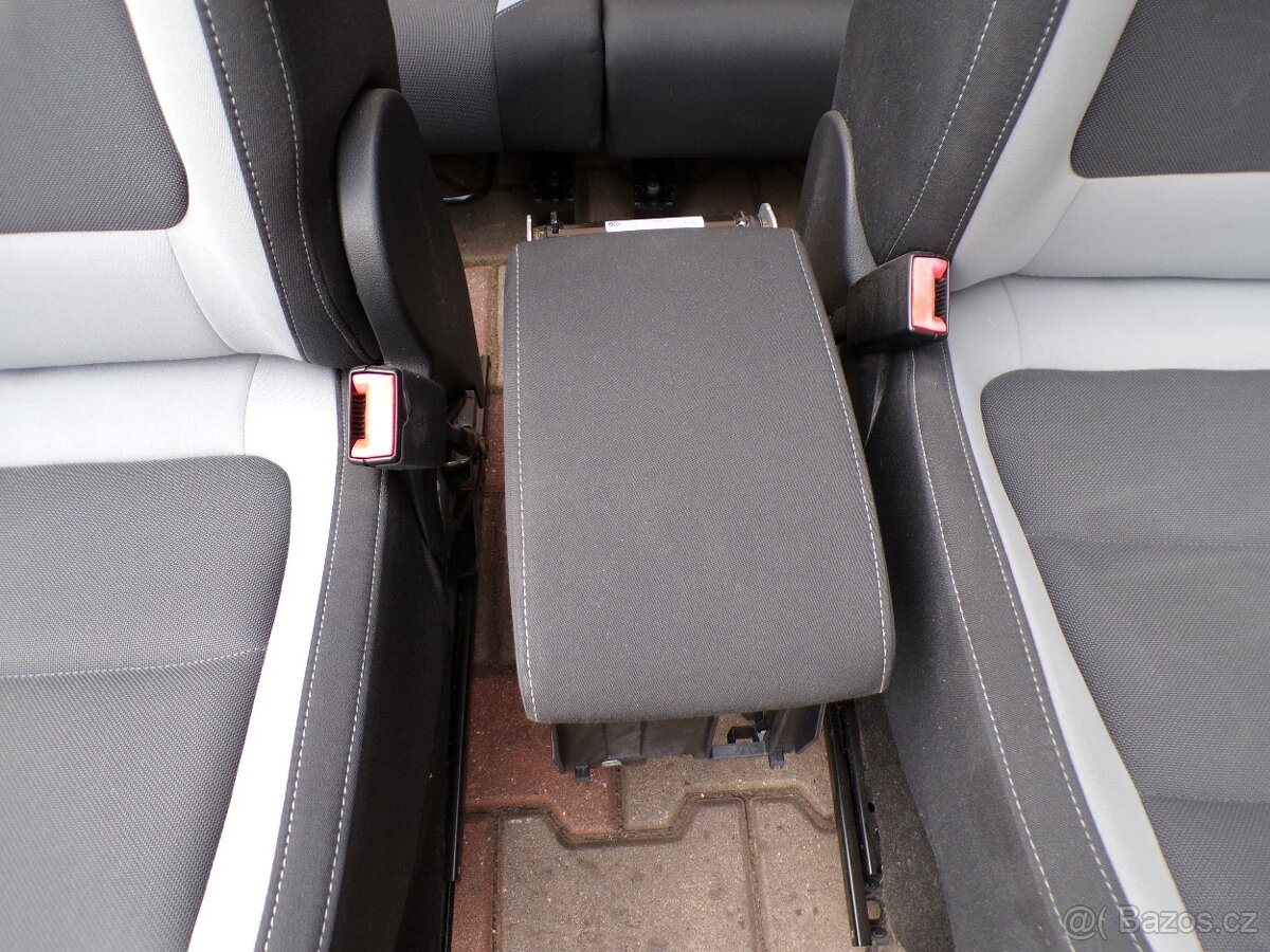 VW TIGUAN - sada sedadel - sedačky výbava LIFE - 11