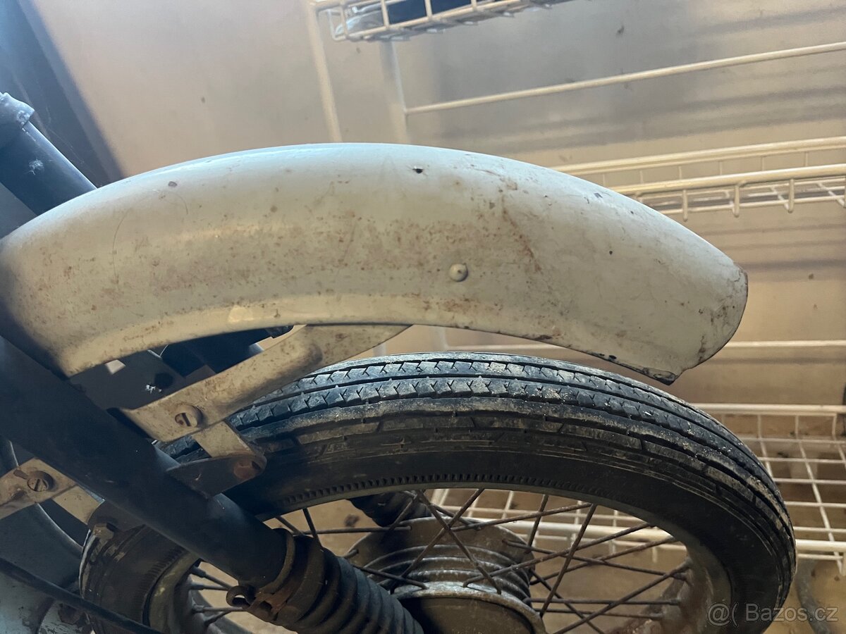 Jawa 23 Mustang - 11