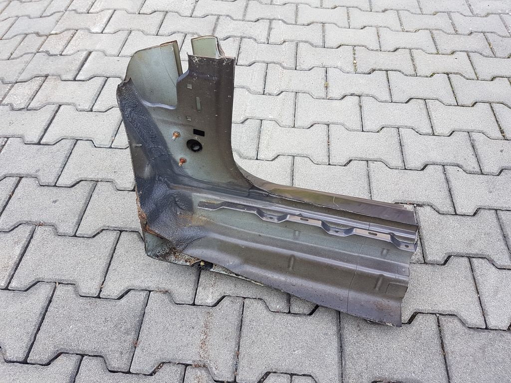 Pravý přední roh prahu, výřez Škoda Fabia III, 6V0, TOP stav - 11