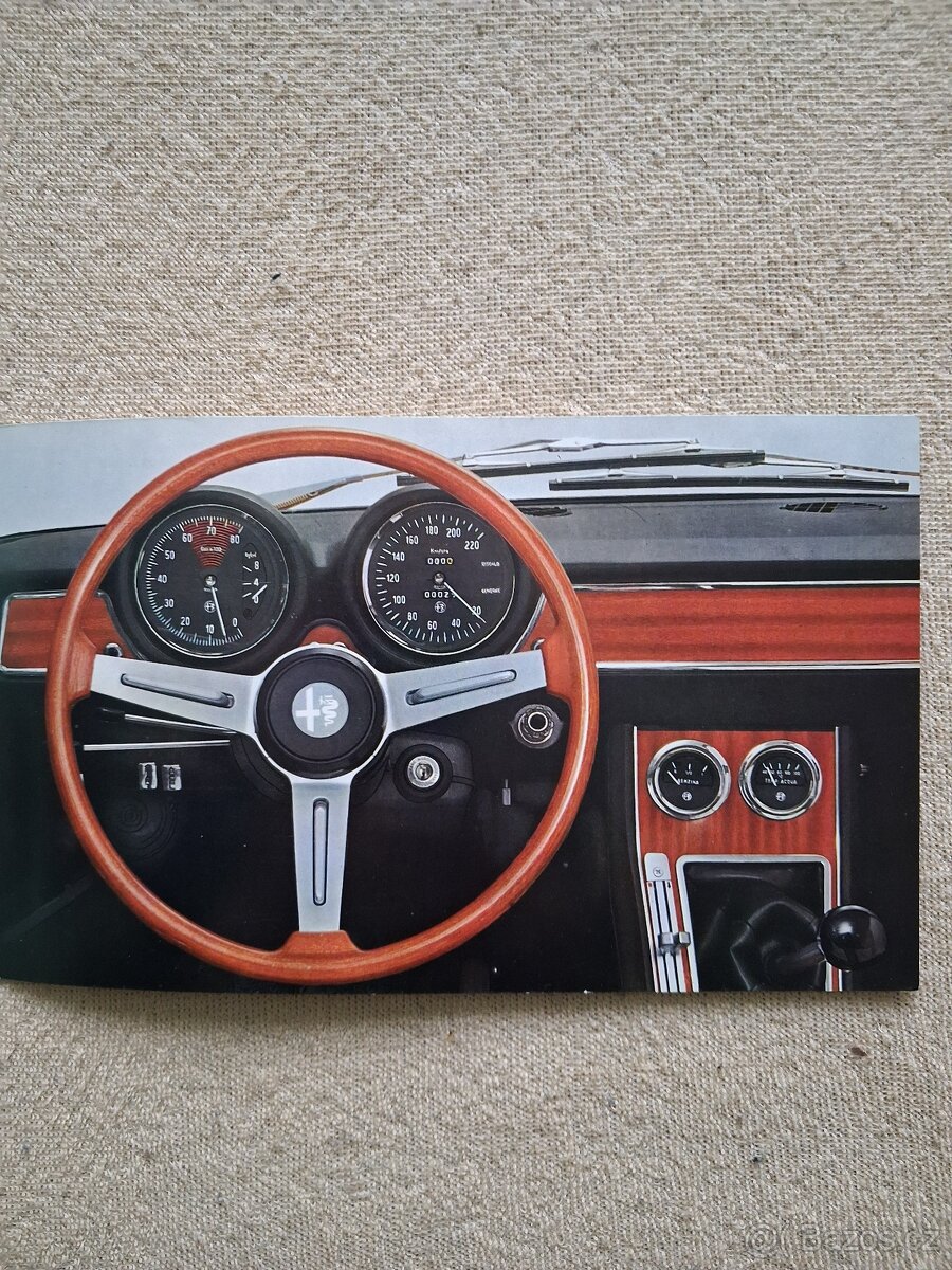 Alfa Romeo 1750 Spider Veloce - 11