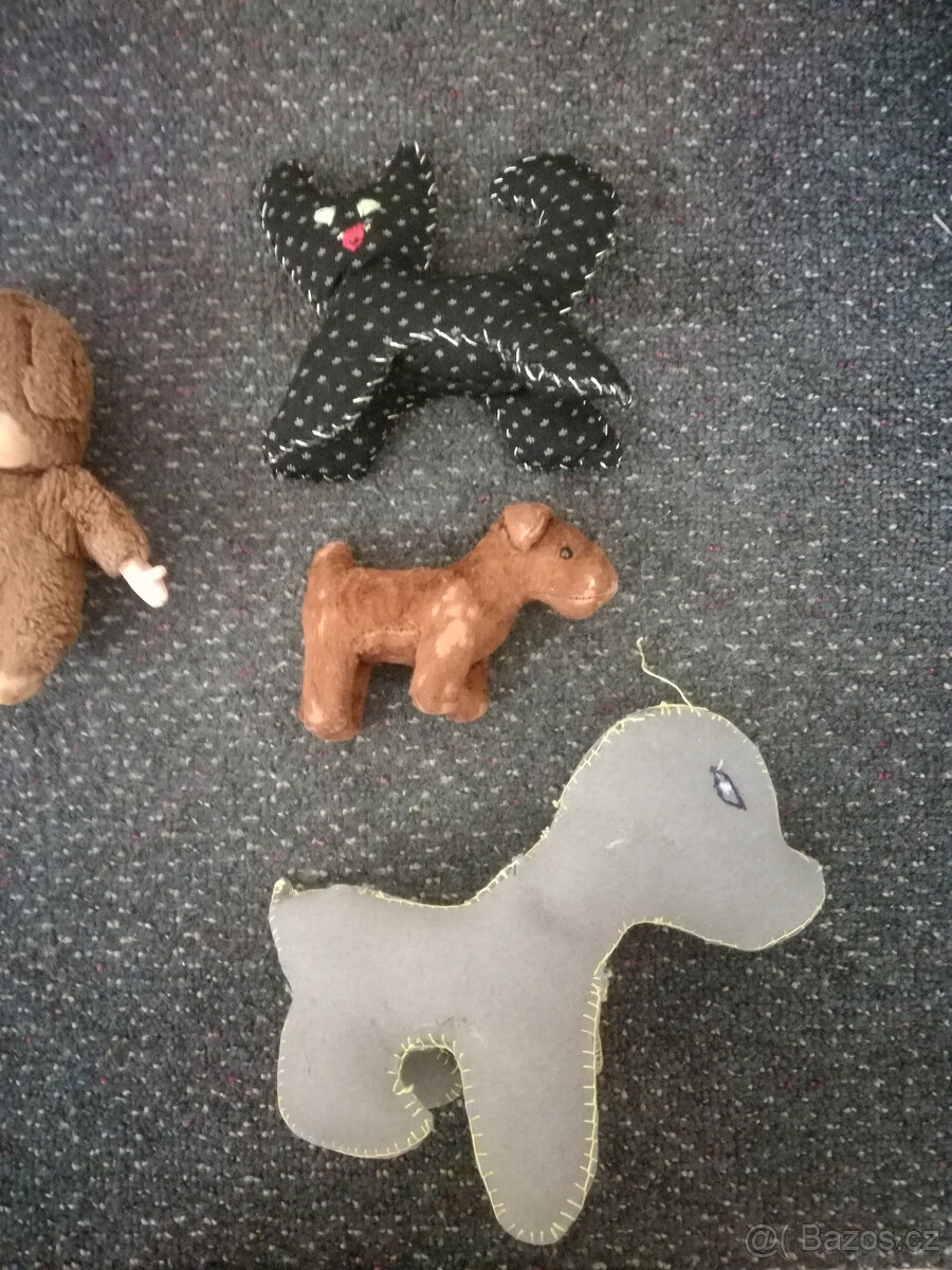 Staré plyšové hračky II. - 11